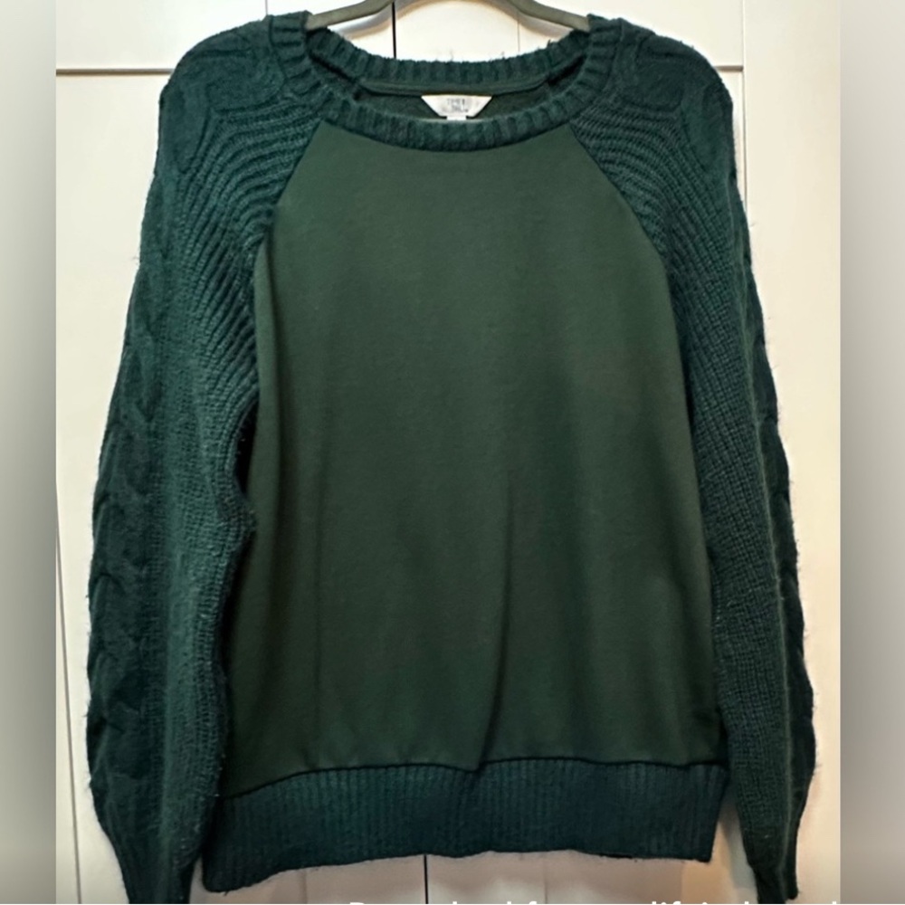 Women's Cable Knit Crew Neck Sweater - Green, White, Gray (ALL Size Lg) - Picture 4 of 8